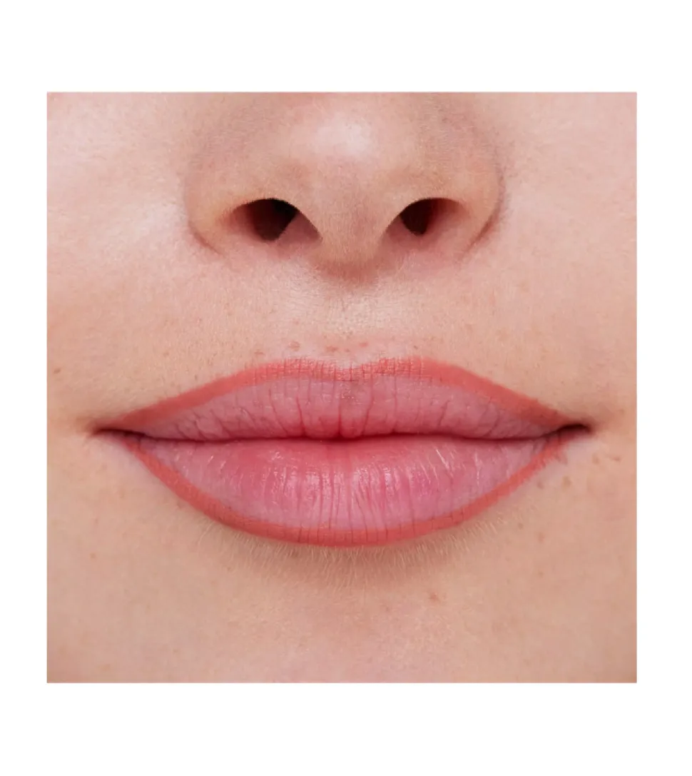 Perfilador de labios 8h Matte confort - 03: Soft Beige
