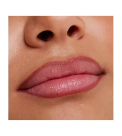 Perfilador de labios 8h Matte confort - 02: Silky Hazelnut