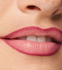 Perfilador de labios 8h Matte comfort - 19: Burgundy Bestie
