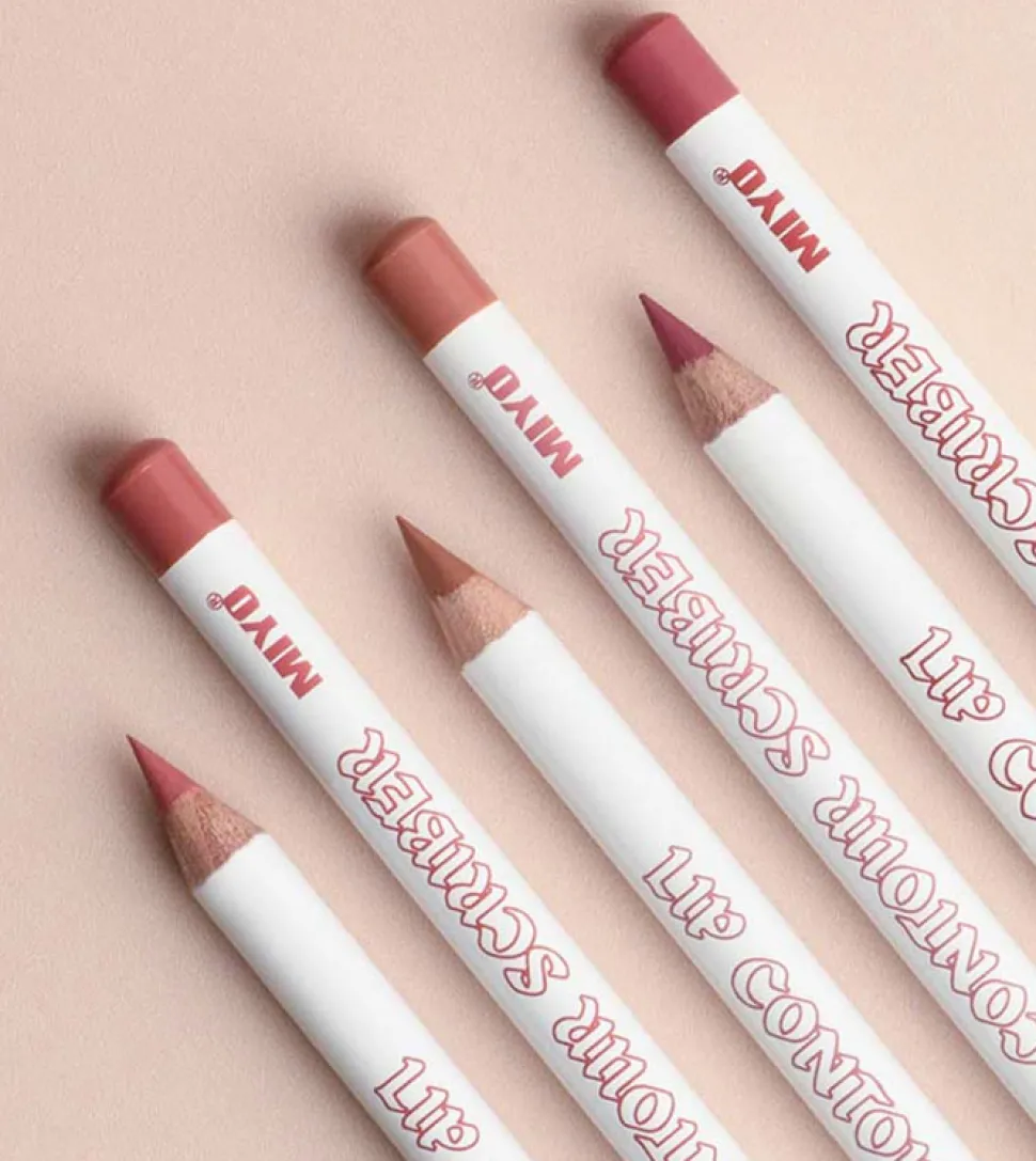 Perfilador de labios Lip Contour Scriber - 07: Fudge