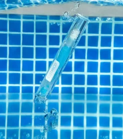 *Poolside Of Life* - Aceite labial bifásico - C03: Keep It Pool