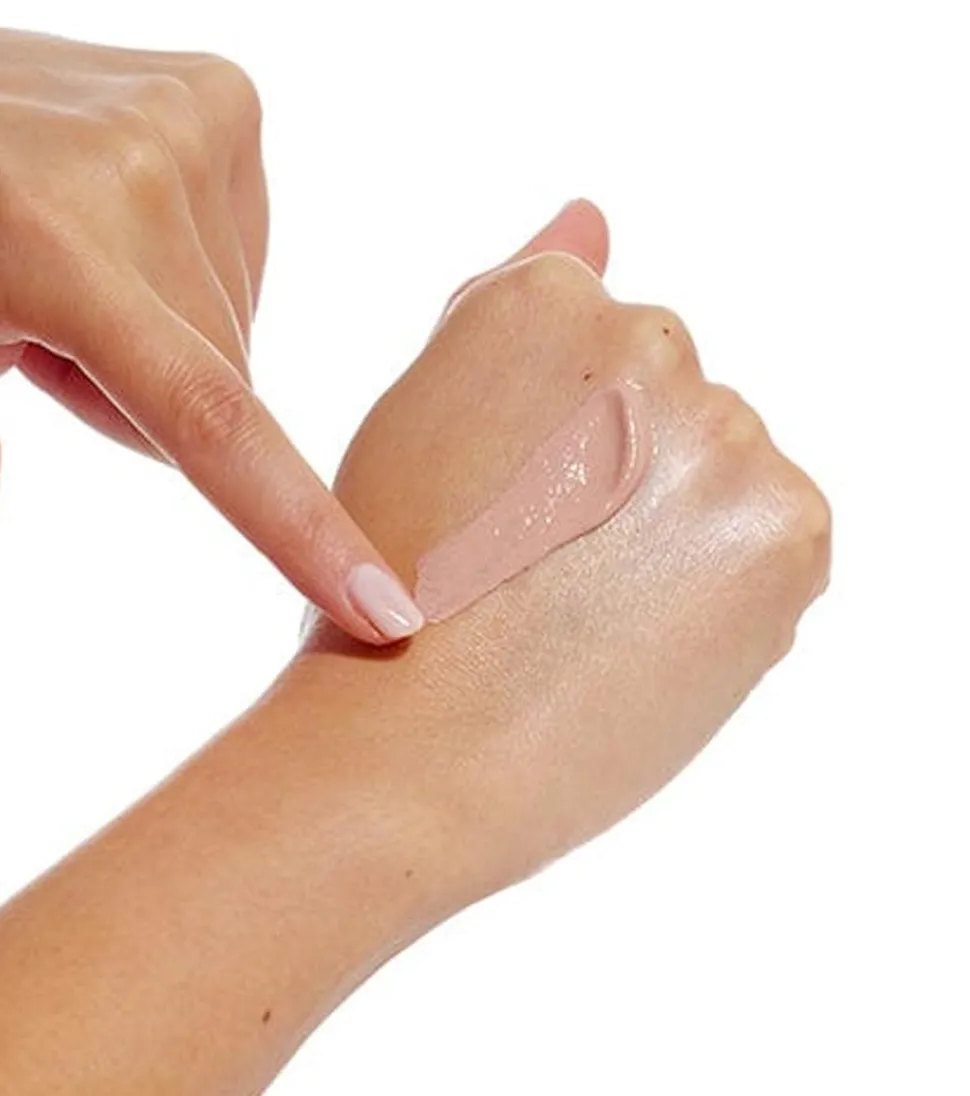 Protector solar facial con color SPF50+ de acabado mate sin perfume