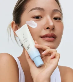 Protector solar facial Relief Sun Aqua-Fresh Rice + B5 SPF50+ PA++++