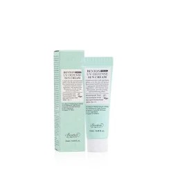Protector solar facial UV Defense Air Fit SPF50 PA++++ - Mini talla