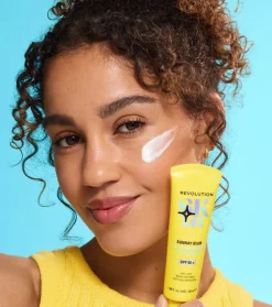 Protector solar matificante con niacinamida Sunray Blur SPF50+