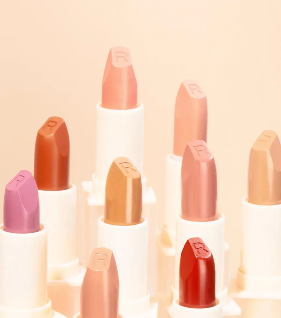 Revolution - Barra de labios satinada Lip Allure - Material Girl Wine