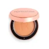 Revolution - Base de maquillaje en polvo Conceal & Define - P11.2