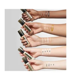 Revolution - Base de maquillaje Conceal & Glow - F16.5