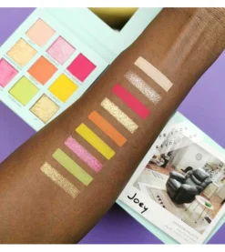 Revolution - *Friends X Revolution* - Paleta de sombras Joey