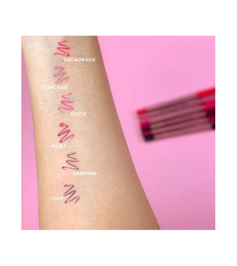 Revolution - Perfilador de labios Satin Kiss - White Wedding