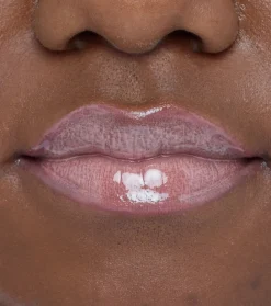 Revolution - Perfilador de labios Pout Liner - Doll Cool Nude