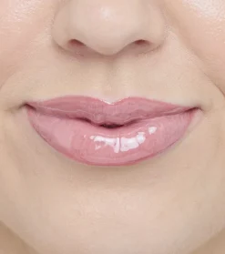 Revolution - Perfilador de labios Pout Liner - Doll Cool Nude
