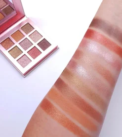 Revolution - *Soft Glamour* - Mini paleta de sombras - Dream Glow