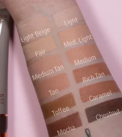 Revolution - *Super Dewy* - Hidratante con color Super Dewy Skin Tint - Mocha
