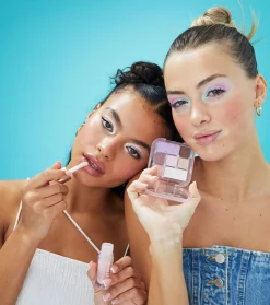 Revolution - *Y2K Baby* - Brillo de labios Sweet Bomb - Candyfloss Pink Glitter