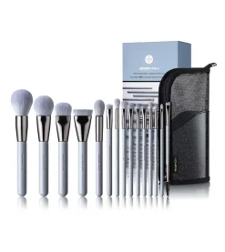 Set 15 brochas de maquillaje Jade Series - Baby Blue