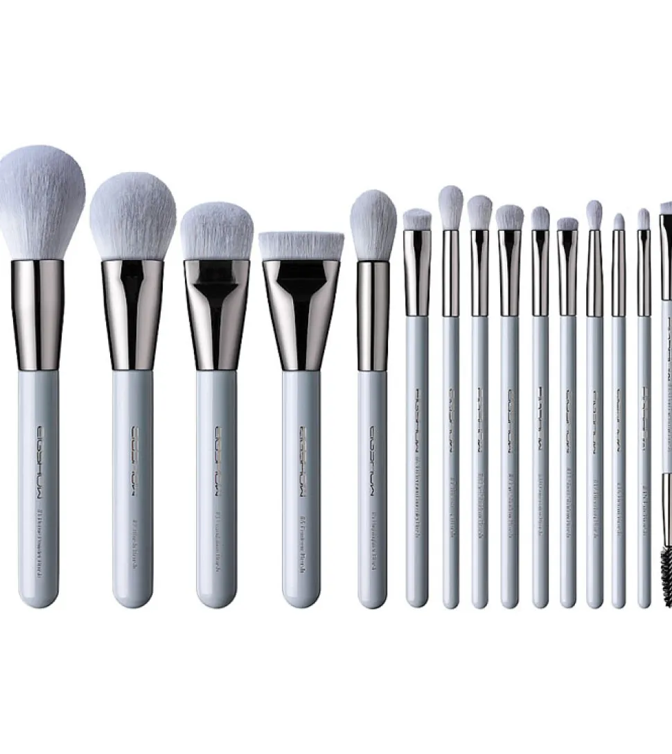 Set 15 brochas de maquillaje Jade Series - Baby Blue