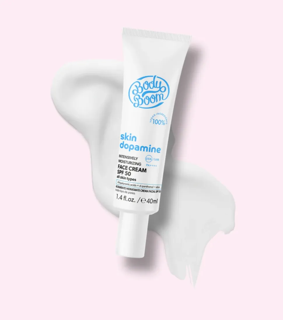*Skin Dopamine* - Crema facial SPF50 PA ++++ Hyaluronic acid + Pantenol + Aloe
