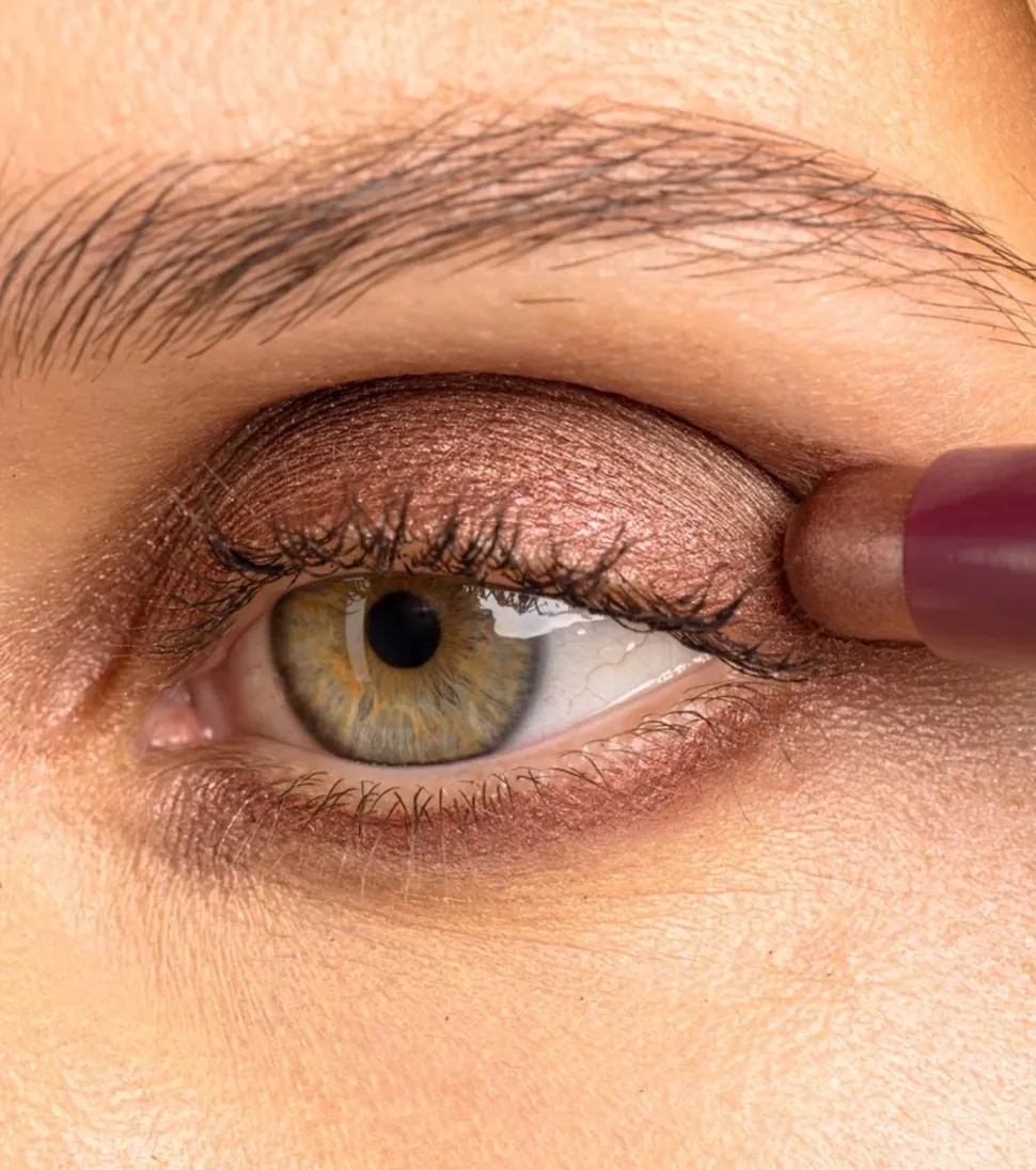Sombra de ojos en stick - 07: Burgundy Shimmer