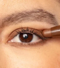 Sombra de ojos en stick - 09: Chocolate Shimmer