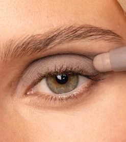 Sombra de ojos en stick - 08: Matte Mocha