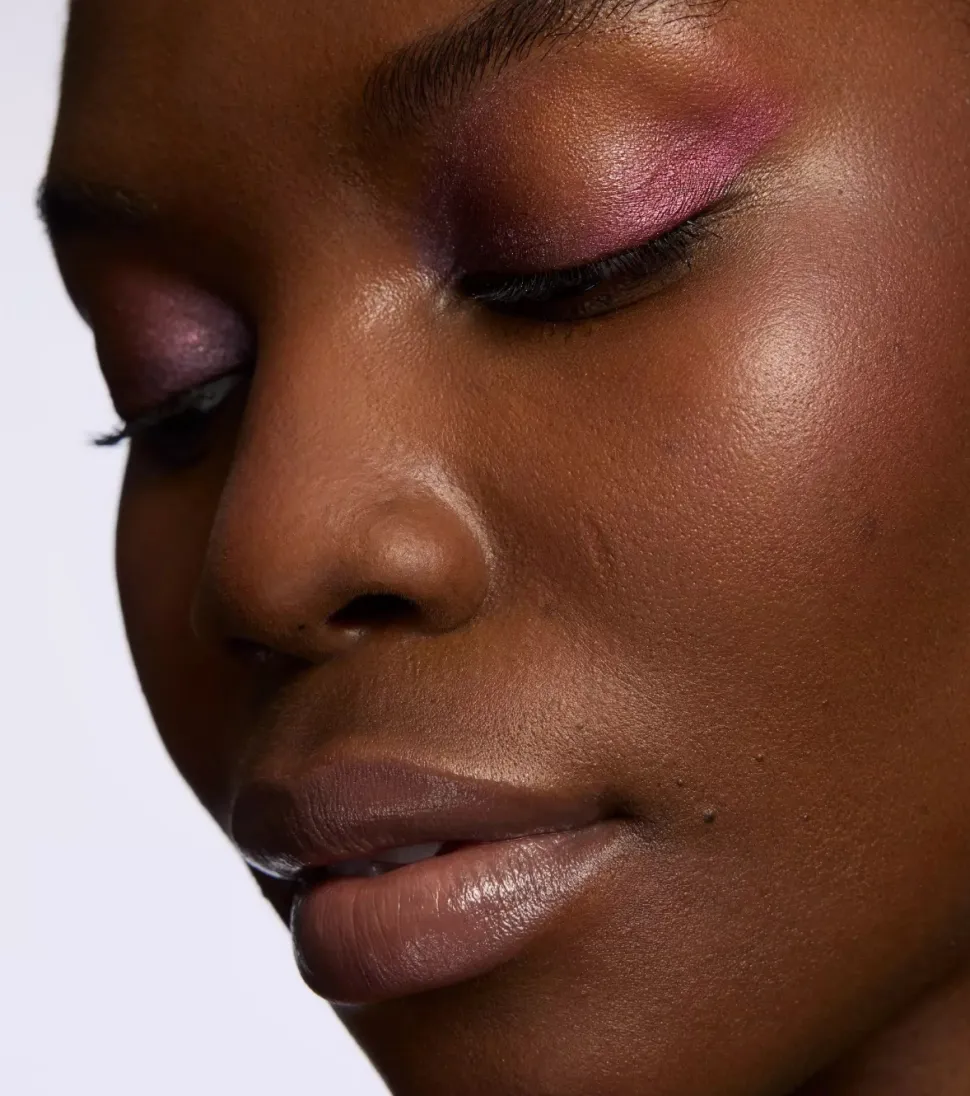 Sombra de ojos Stick Aloe Vera - 060: Cranberry Crush