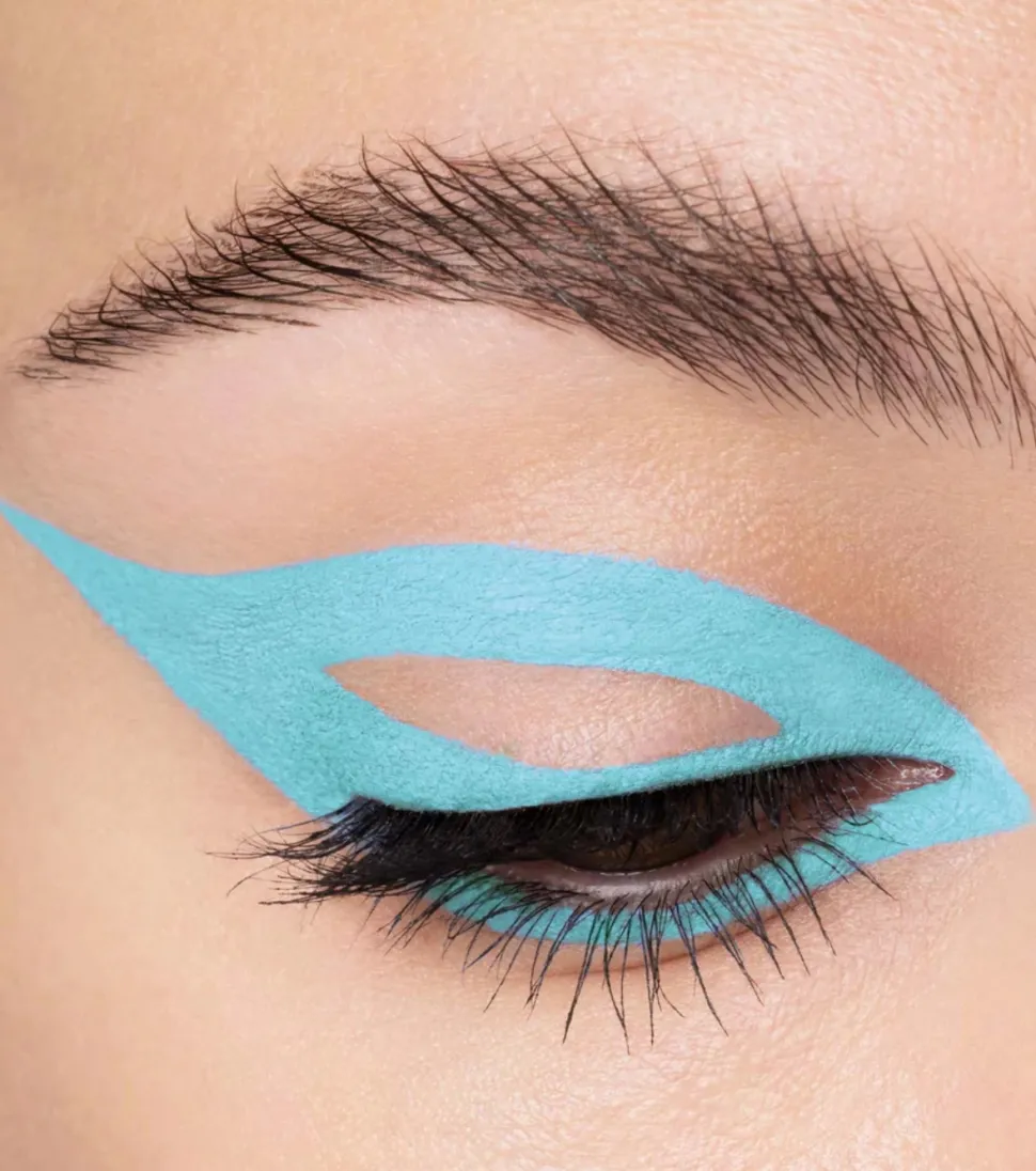 Sombra en stick multifunción Cupid’S Arrow Longwear Stylo - Arrow Pop Sky