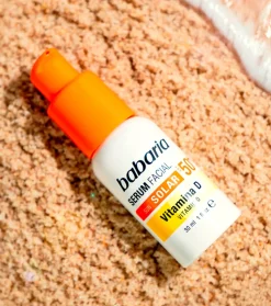 Sérum facial iluminador con SPF 50+ - Vitamina D