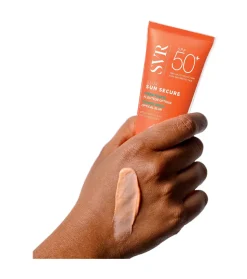 *Sun Secure* - Crema mousse solar con color Blur SPF50+