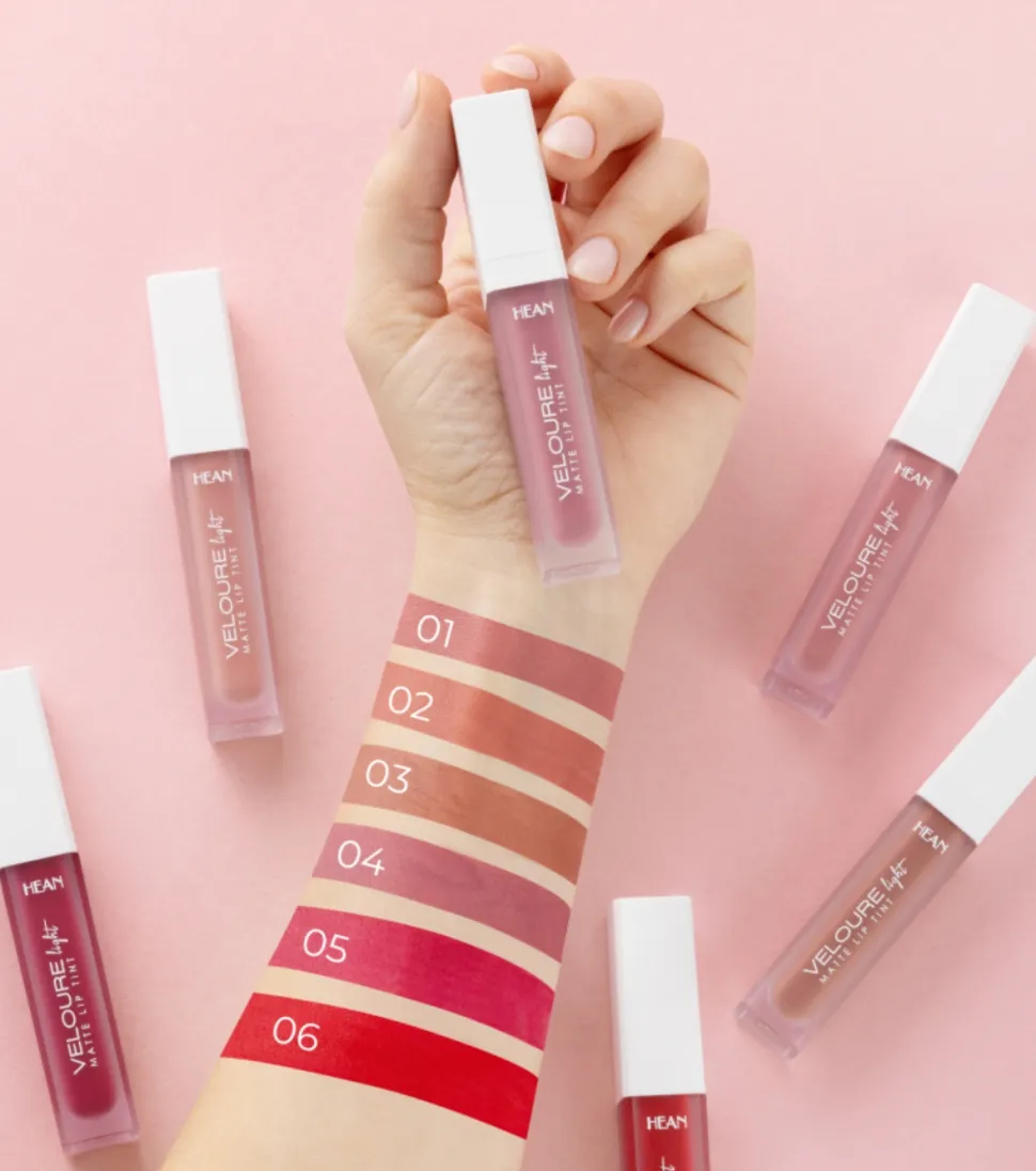 Tinte labial mate Veloure Light - 03: Caramel Nude