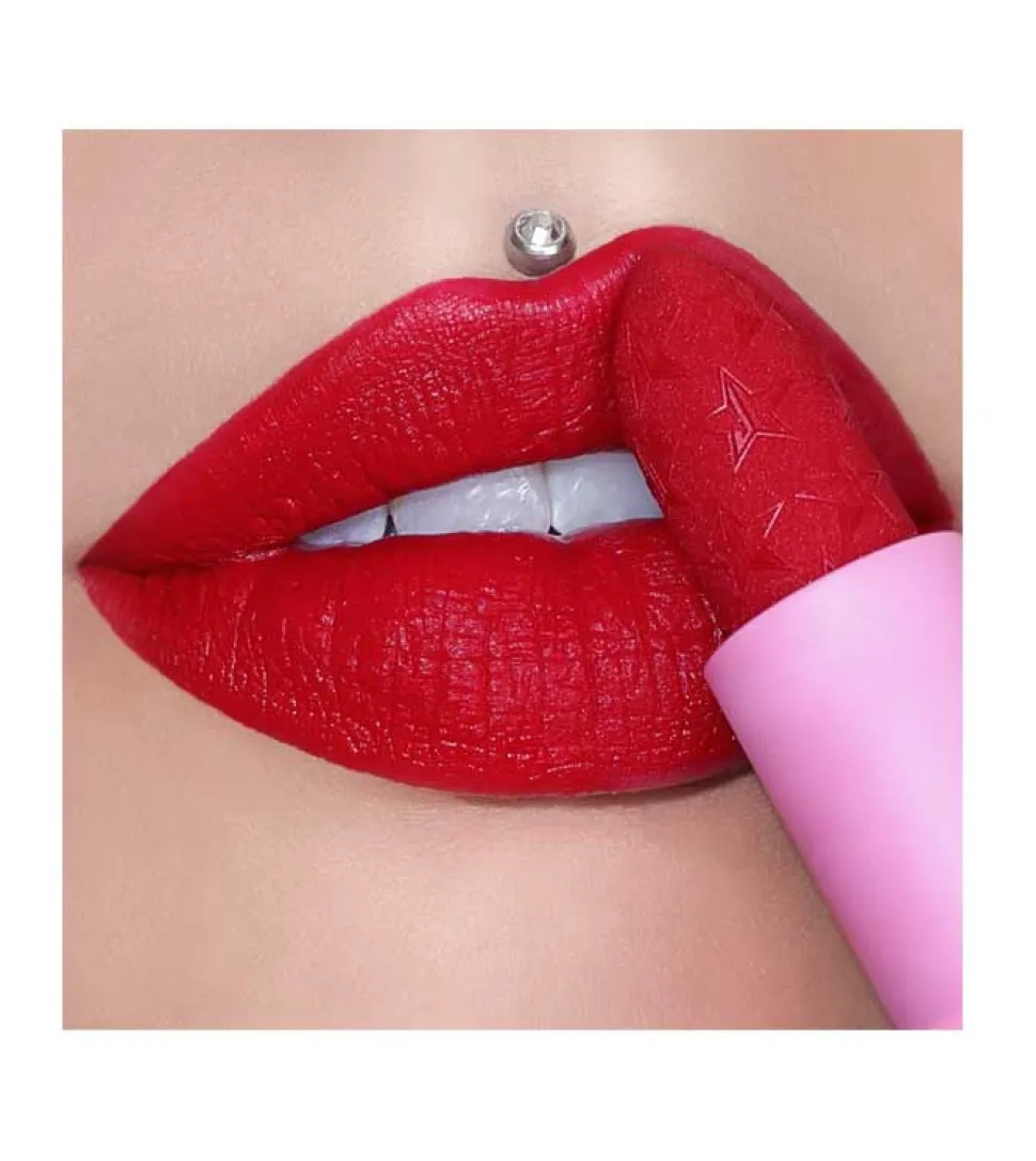 *Velvet Trap* - Barra de Labios - The Perfect Red