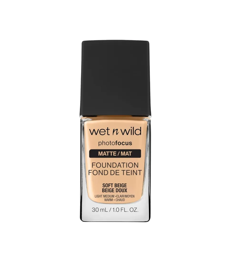 Wet N Wild - Base de maquillaje Photofocus Dewy - Soft Beige