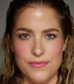 Yummy Skin Blurring Balm Powder Flushed - It Girl