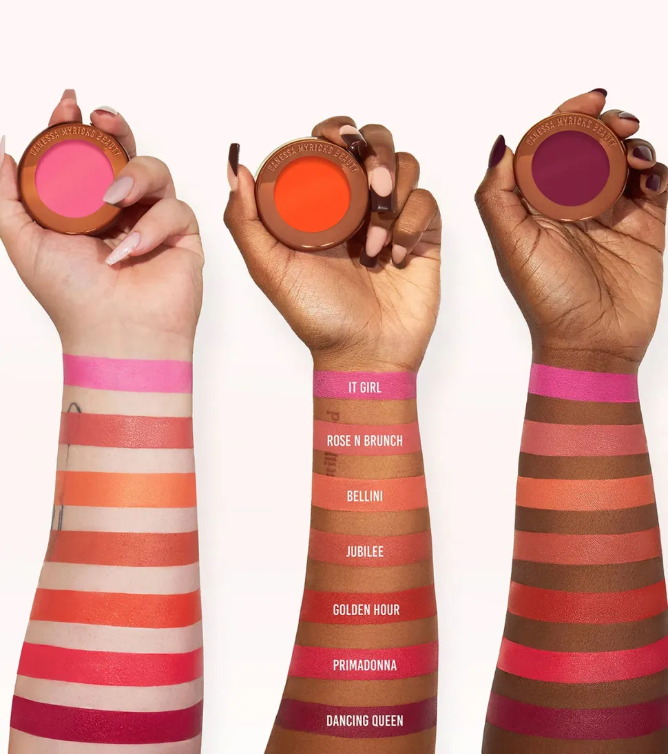 Yummy Skin Blurring Balm Powder Flushed - It Girl